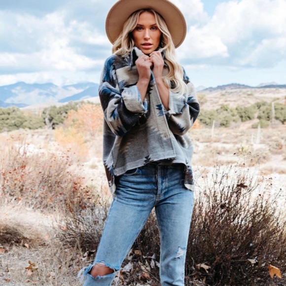 LAST ONE! Aztec Print Flannel Shacket Coat Jacket - Picture 6 of 12